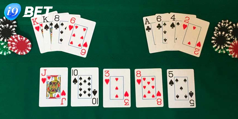 Omaha Poker: Luật Chơi 4 Vòng Cược Và Bí Kíp Đánh Chắc Thắng