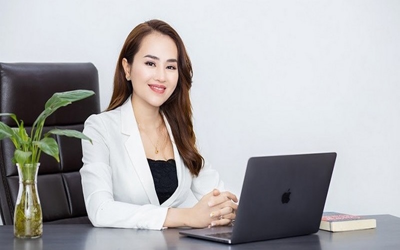 Hành trình sự nghiệp đầy cảm hứng của Tiểu Nghi
